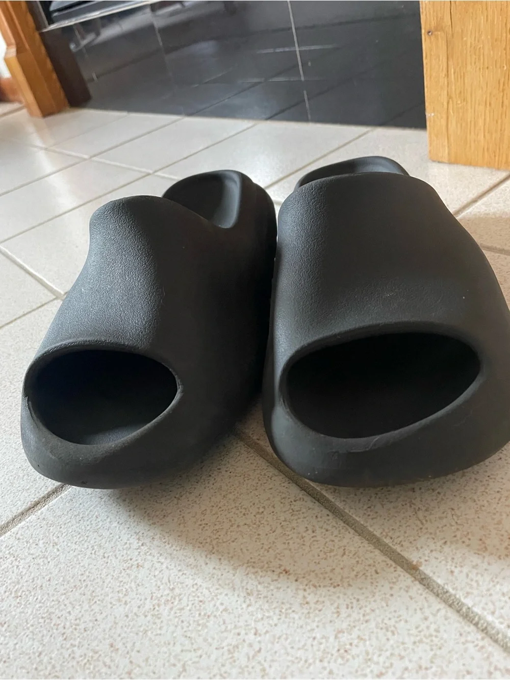 Yeezy real slides